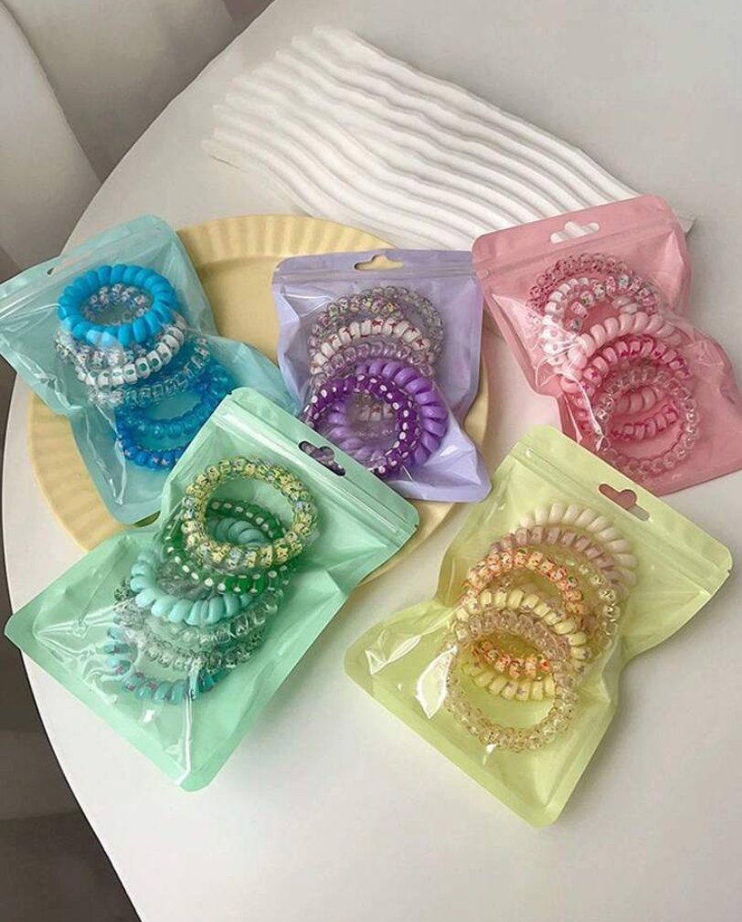 ربطات شعر بلاستيكية