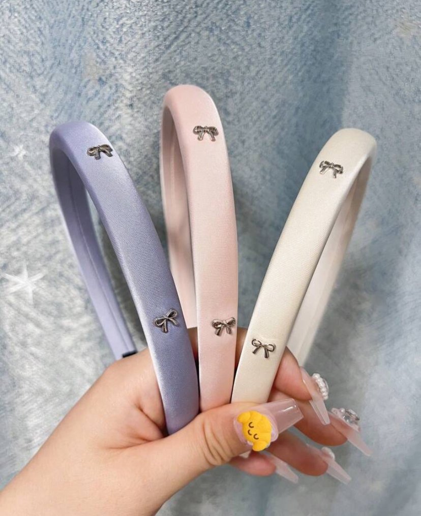 طوق رفيع بقماش ناعم