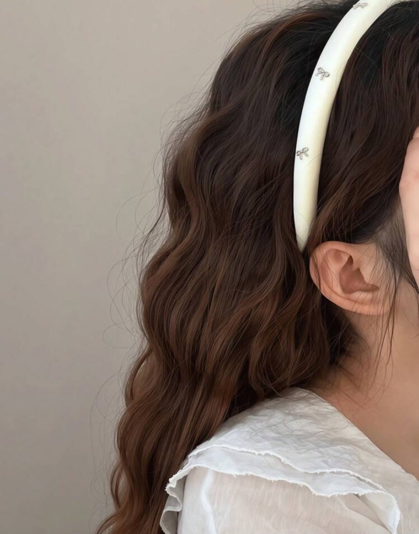 طوق رفيع بقماش ناعم