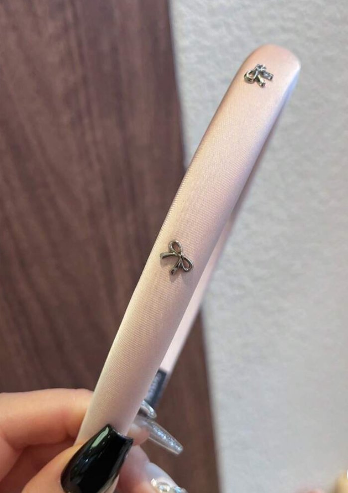 طوق رفيع بقماش ناعم