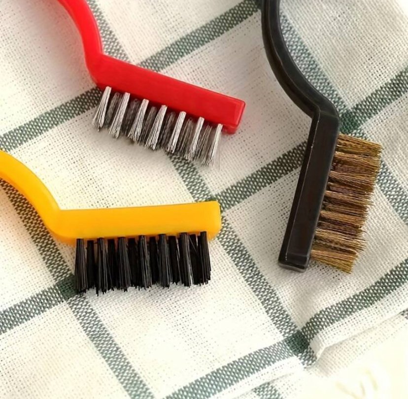 عدد3 - فرش تنظيف معدنية