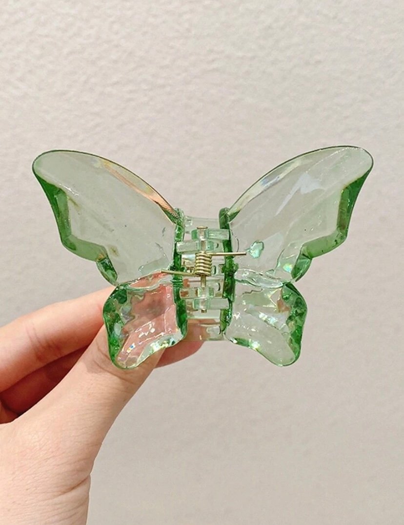 مشبك شعر بتصميم الفراشة