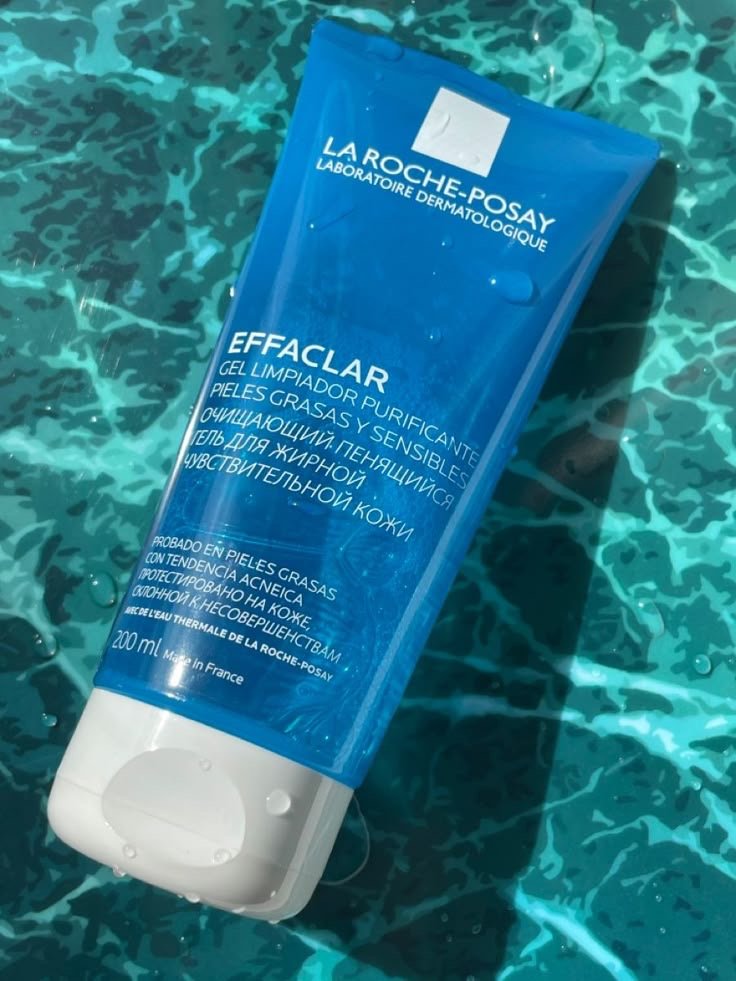 LA ROCHE POSAY - EFFACLAR FOAMING GEL 200ML - غسول لاروش للبشرة المعرضة للحبوب